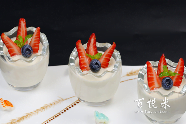 離職了學(xué)什么技術(shù)好？學(xué)烘焙前景怎么樣？